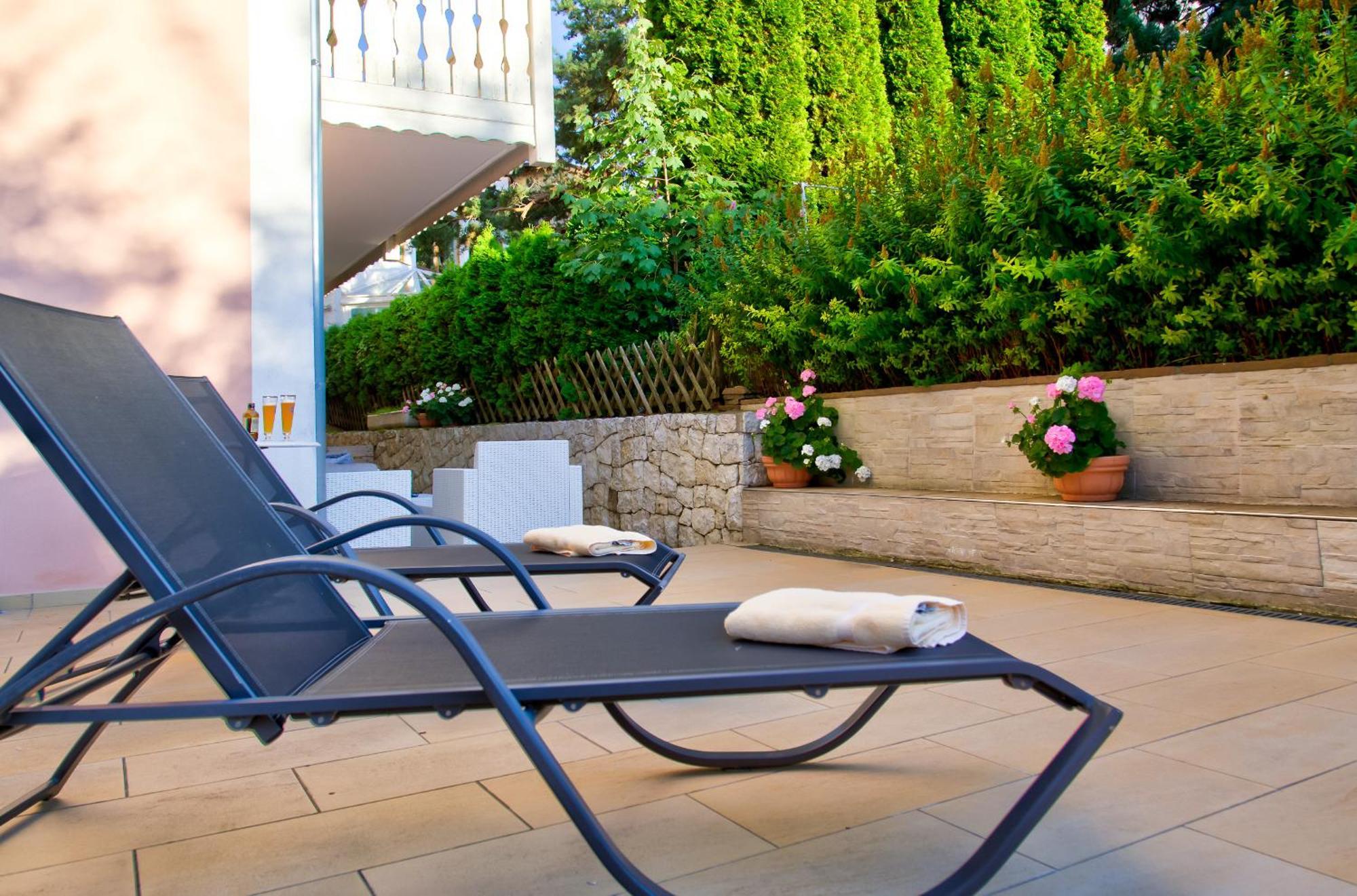 Eden Apartments ซีอูซี ภายนอก รูปภาพ